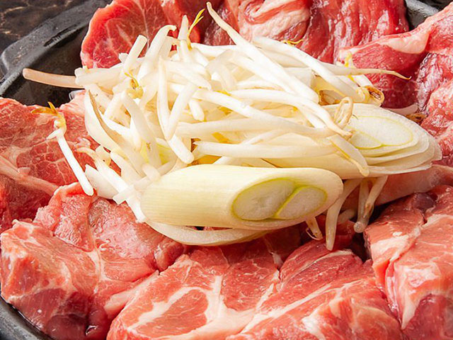 個室で食べ放題 ジンギスカン邸 ラム王 