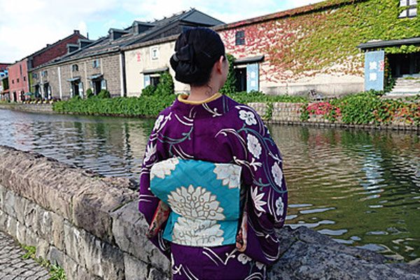 「着物レンタルでロマンチック小樽散策